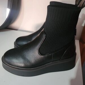 River Island Black Ankle Booties